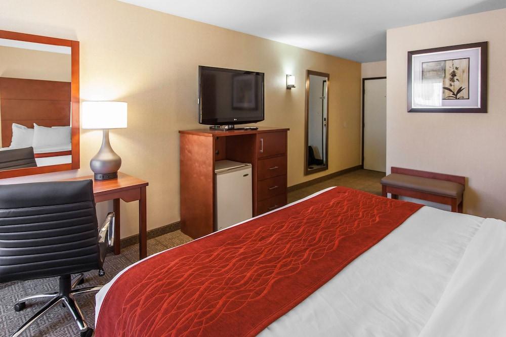 Comfort Inn & Suites Near Fallon Naval Air Station Εξωτερικό φωτογραφία