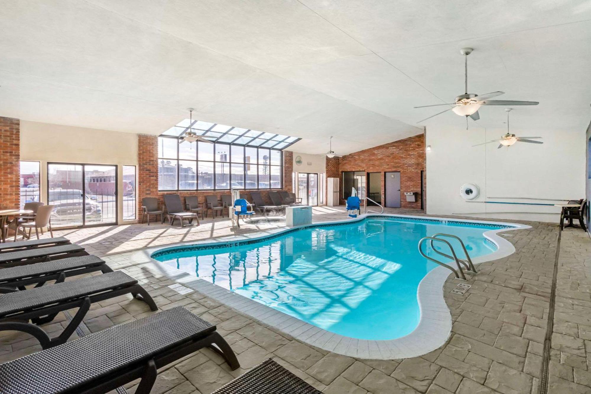 Comfort Inn & Suites Near Fallon Naval Air Station Εξωτερικό φωτογραφία