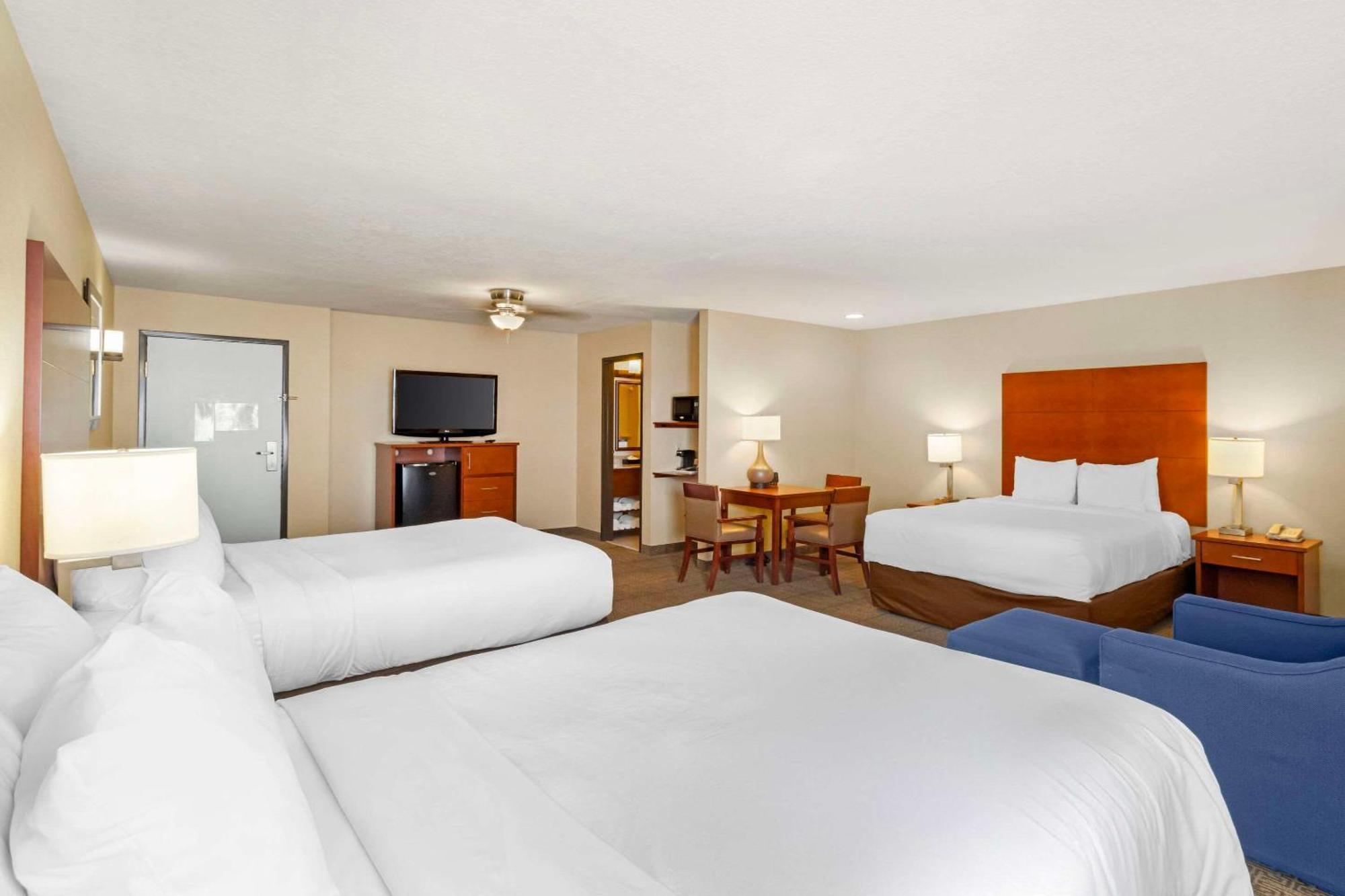 Comfort Inn & Suites Near Fallon Naval Air Station Εξωτερικό φωτογραφία