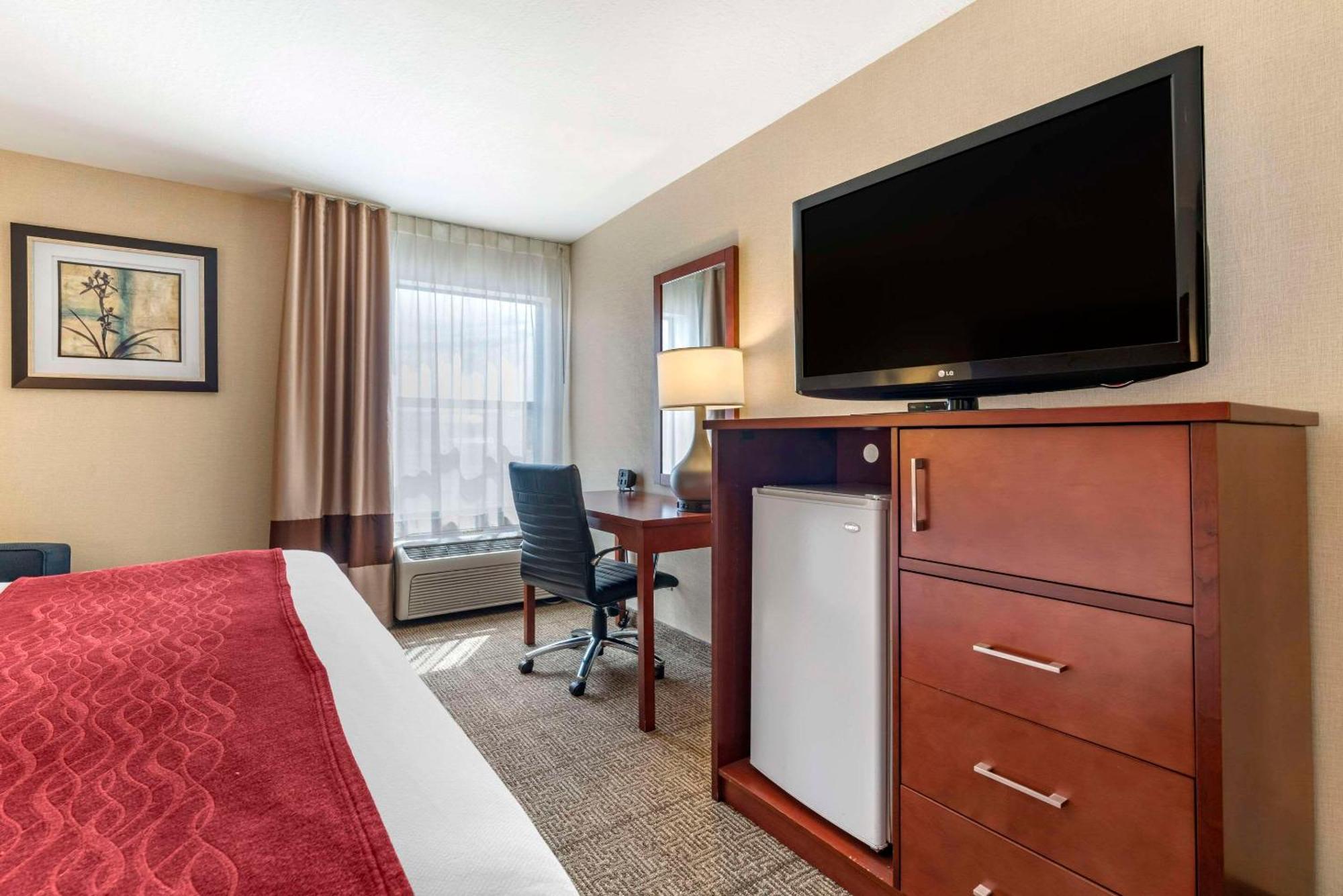 Comfort Inn & Suites Near Fallon Naval Air Station Εξωτερικό φωτογραφία