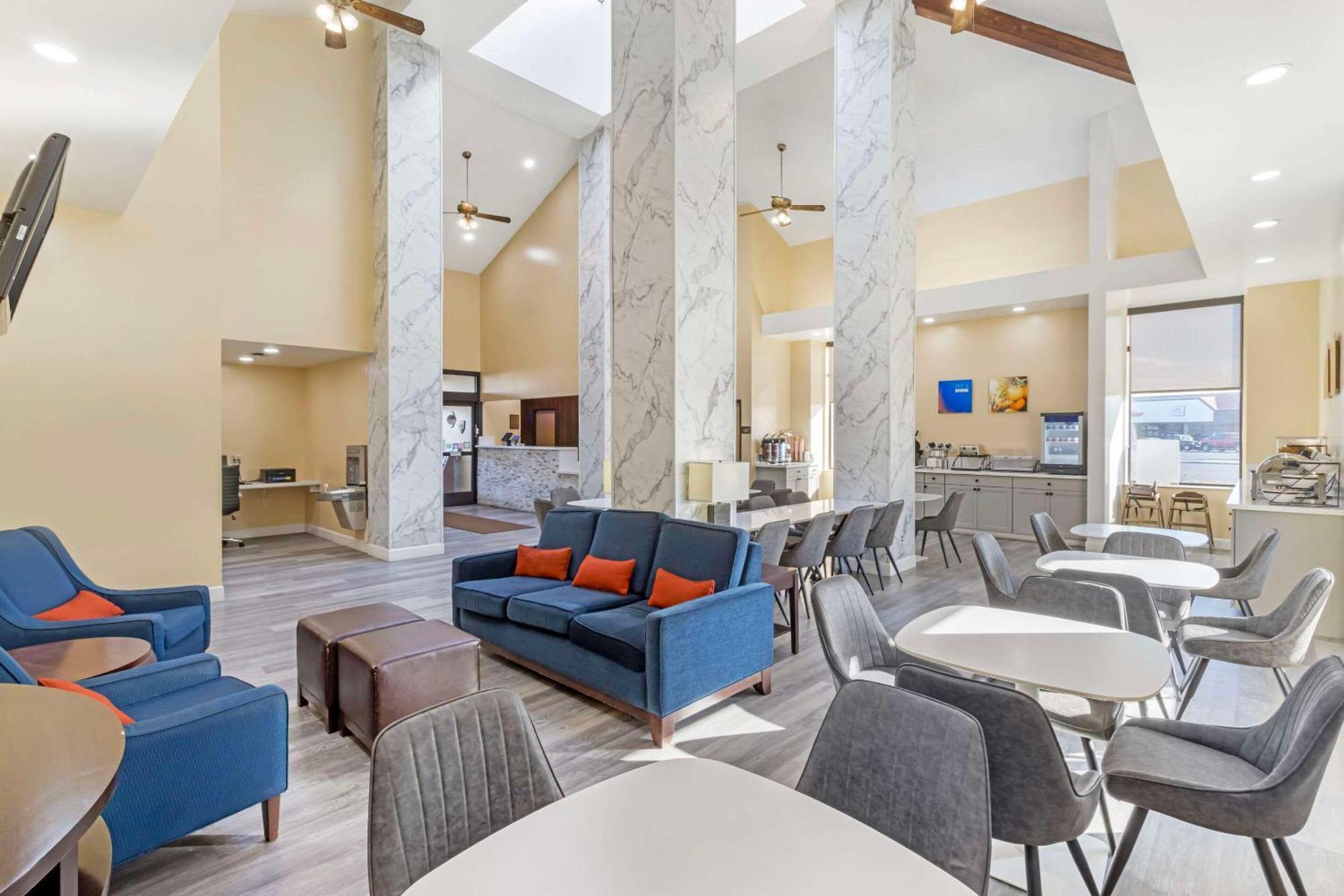 Comfort Inn & Suites Near Fallon Naval Air Station Εξωτερικό φωτογραφία