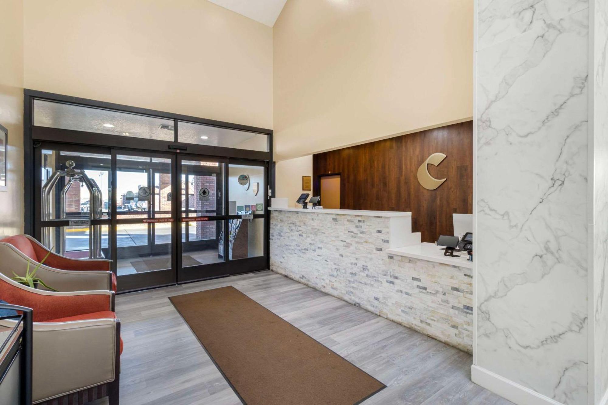 Comfort Inn & Suites Near Fallon Naval Air Station Εξωτερικό φωτογραφία